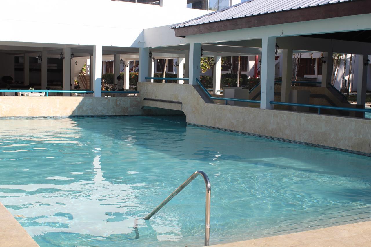 Ahnvee Resort (Adults Only) Sosúa Dış mekan fotoğraf